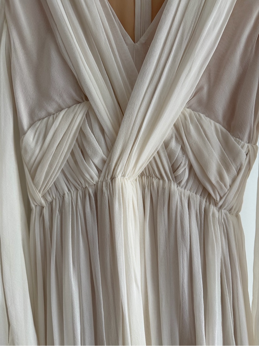 Oscar de la Renta Vintage Ivory Ethereal Dress Spring 2022 - Picture 4 of 6